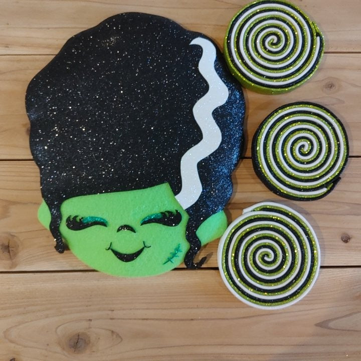 Wreath Attachment - Little YIKES Collection ( Ms Frankie)