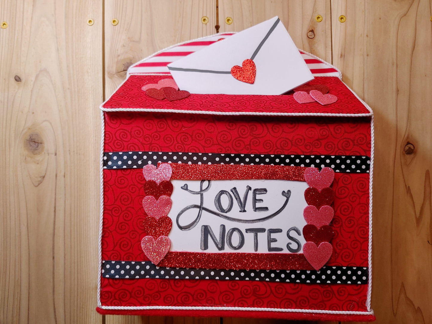 Wreath Attachment - Valentine Mailbox