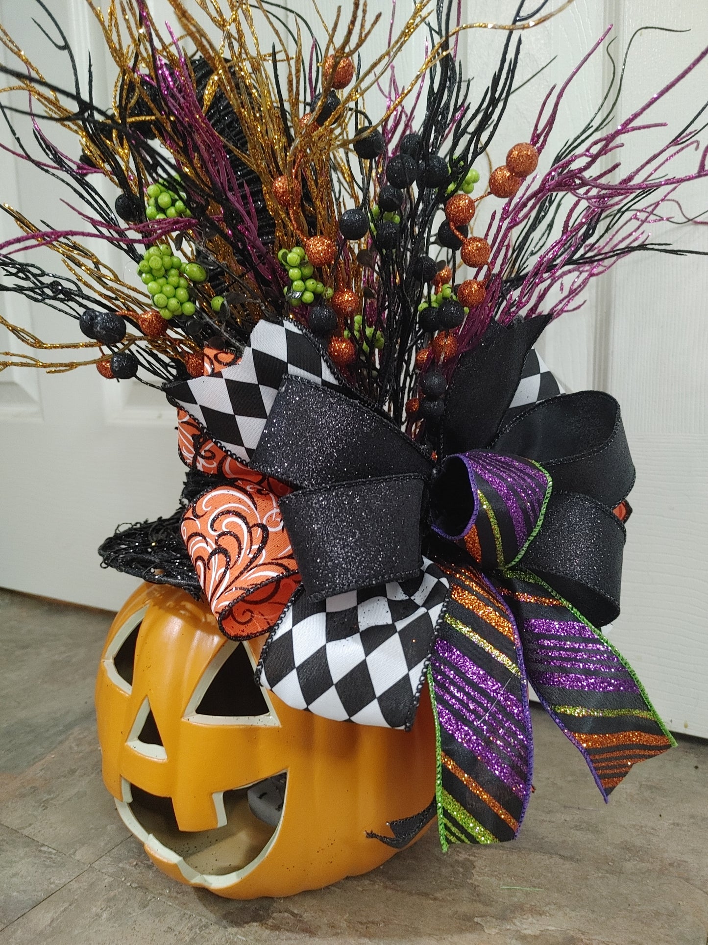Pumpkin (Orange) in Witch Hat (lights up)