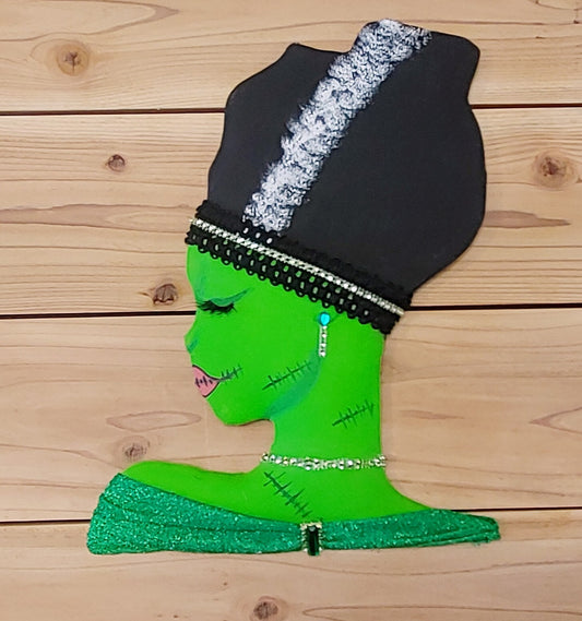 Wreath Attachment -  Bride of Frankenstein side profile