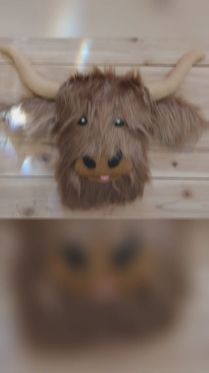 Wreath Attachment - Highland Cow