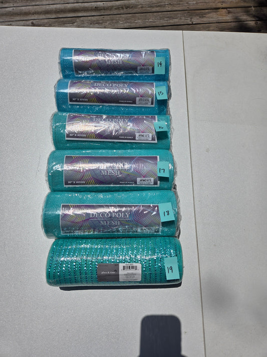 Destash - 10 inch deco mesh (14-19)