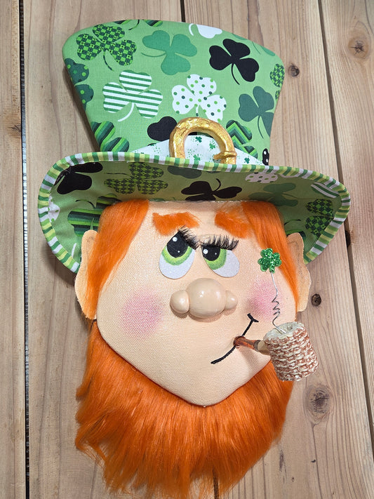 Wreath Attachment - Leprechaun with pipe