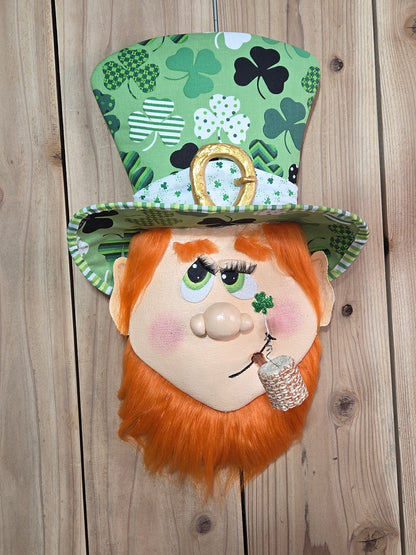 Wreath Attachment - Leprechaun with pipe
