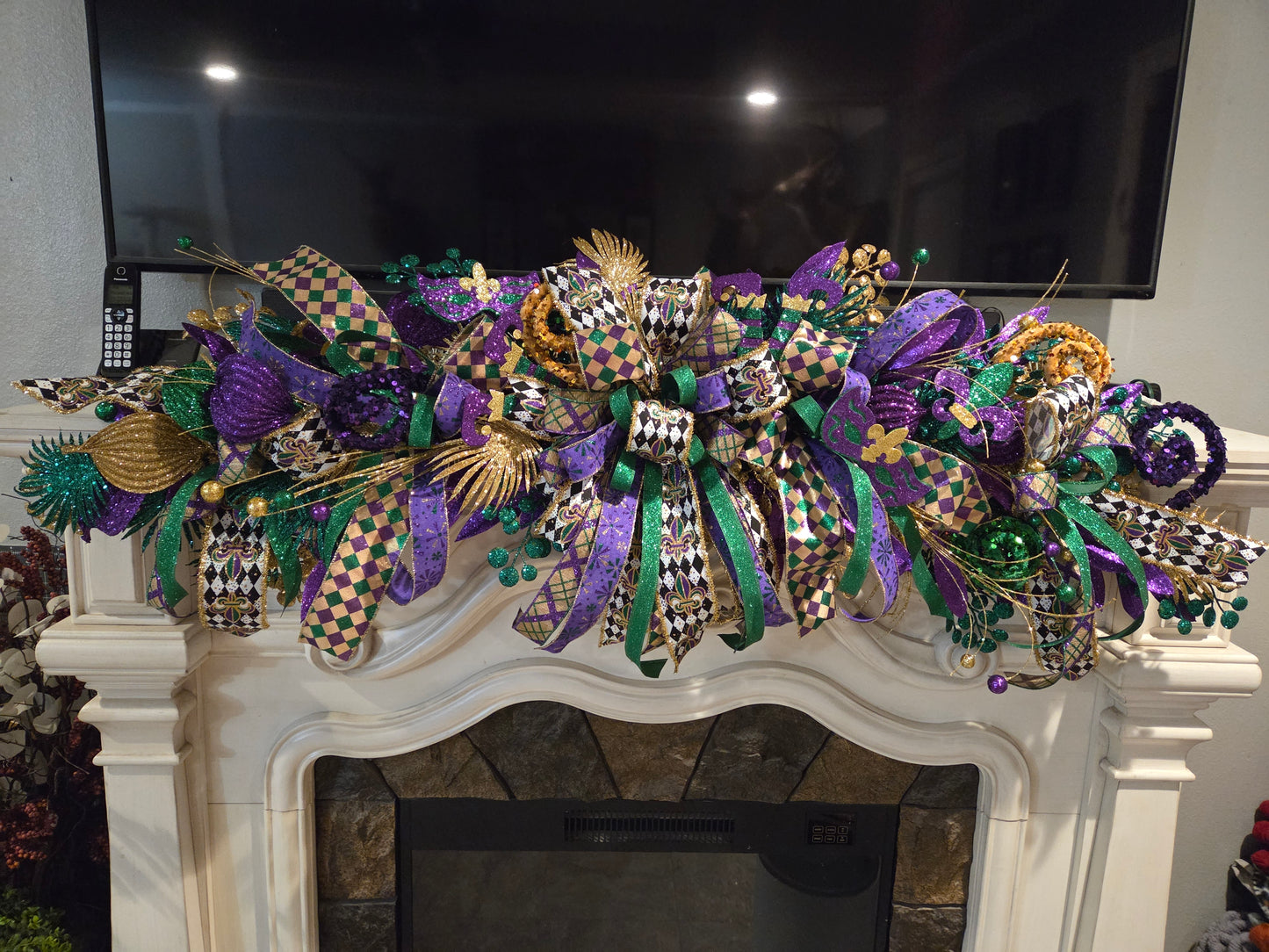 Mardi Gras Garland