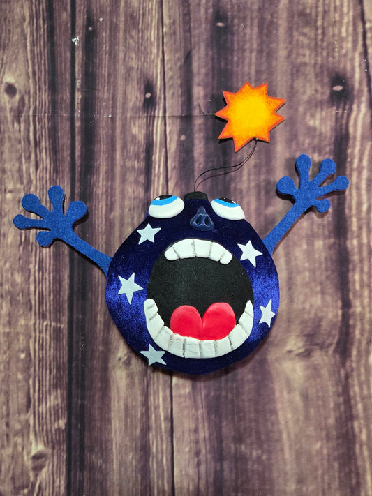 Wreath Attachment - Round Bomb