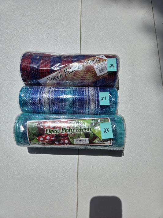 Destash - 10 inch deco mesh (26-28)