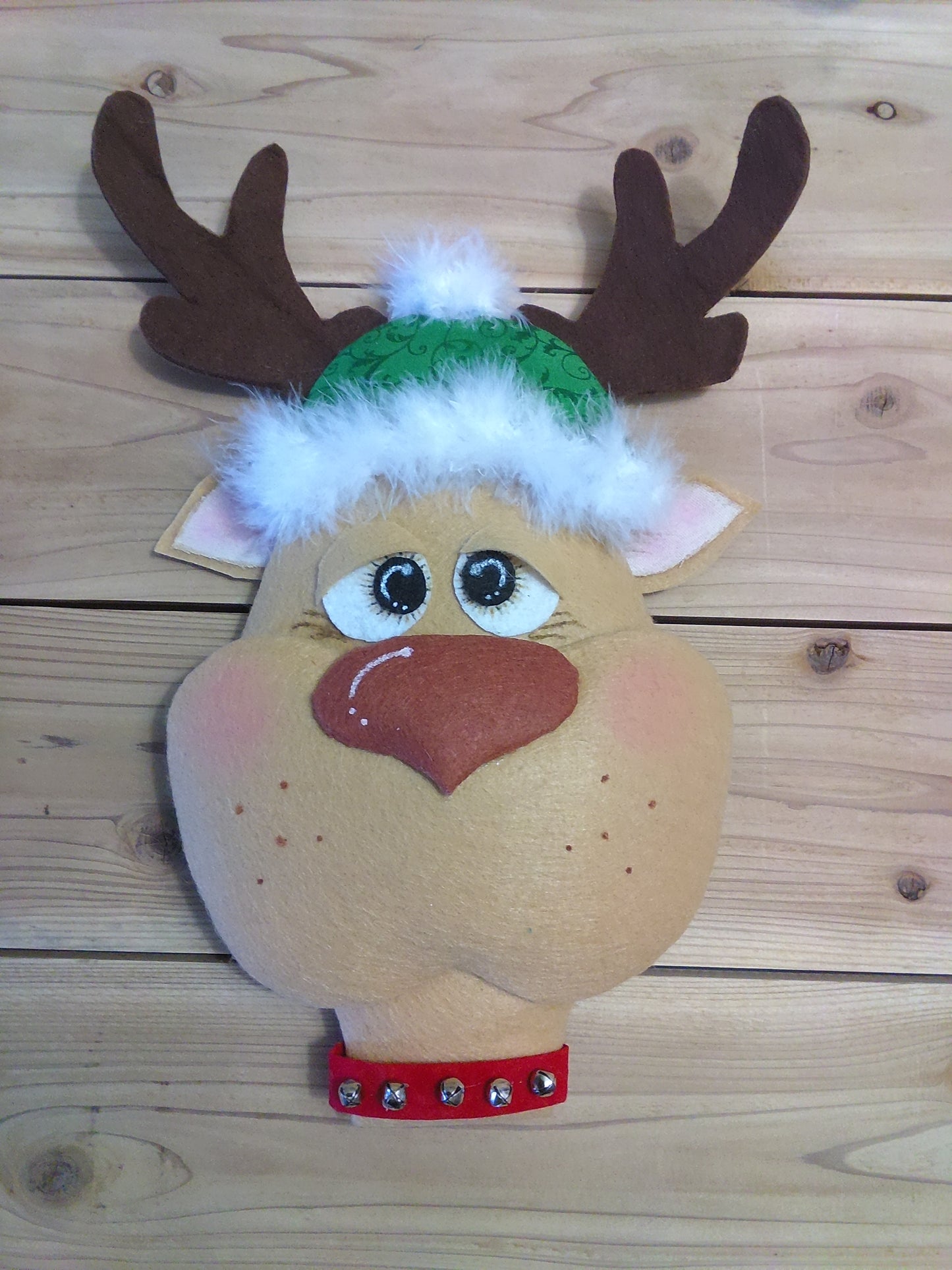 Wreath Attachment - Raindeer with Beanie